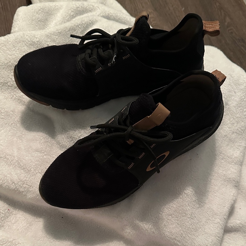 Oakley Black and Tan Sneakers